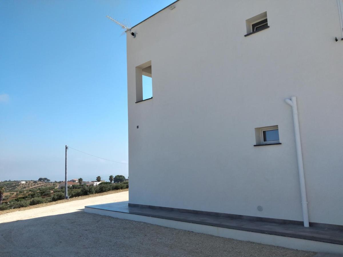 La Dama Bianca Bovo Marina Hotel Montallegro Exterior photo